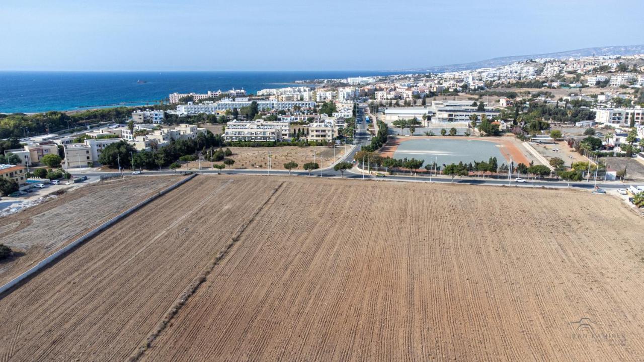 Appartement Royal Seacrest Crown-Jewel, 2B, Pools, Sea, Center à Paphos Extérieur photo